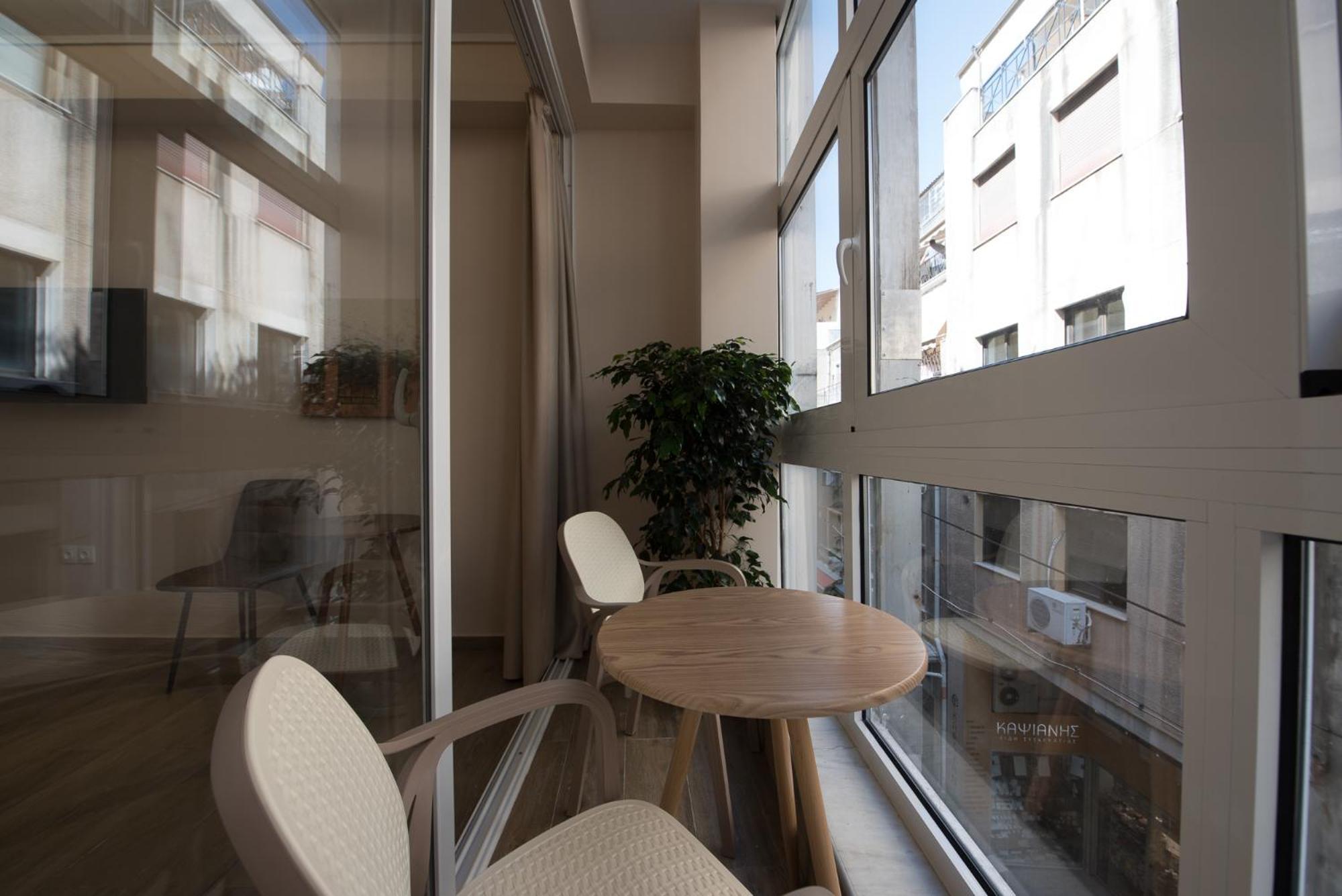 Rob Venture Suites At The Central Of Athens City Экстерьер фото