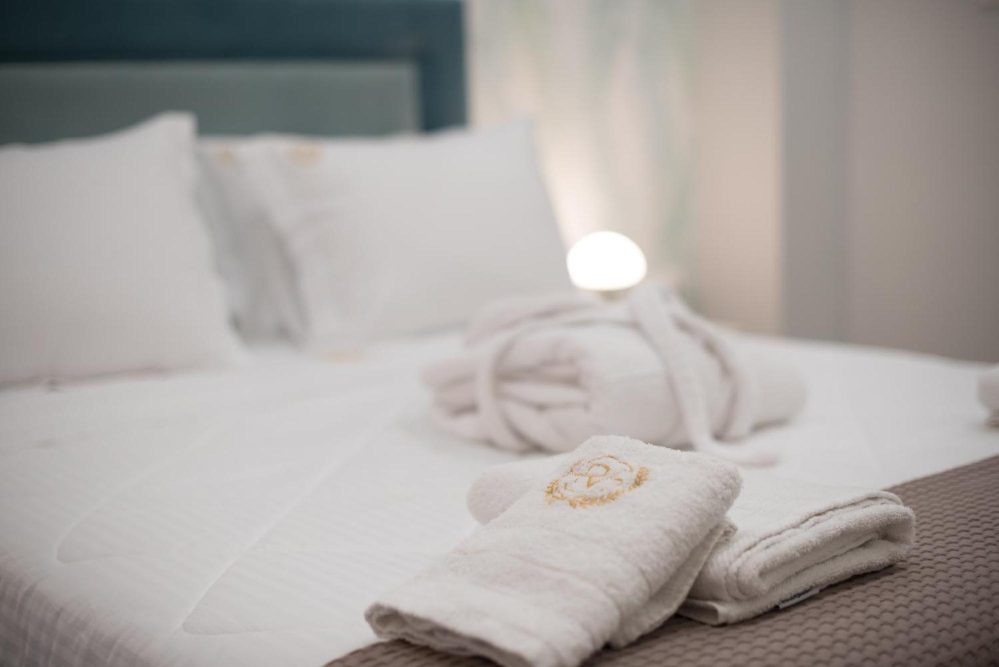 Rob Venture Suites At The Central Of Athens City Номер фото