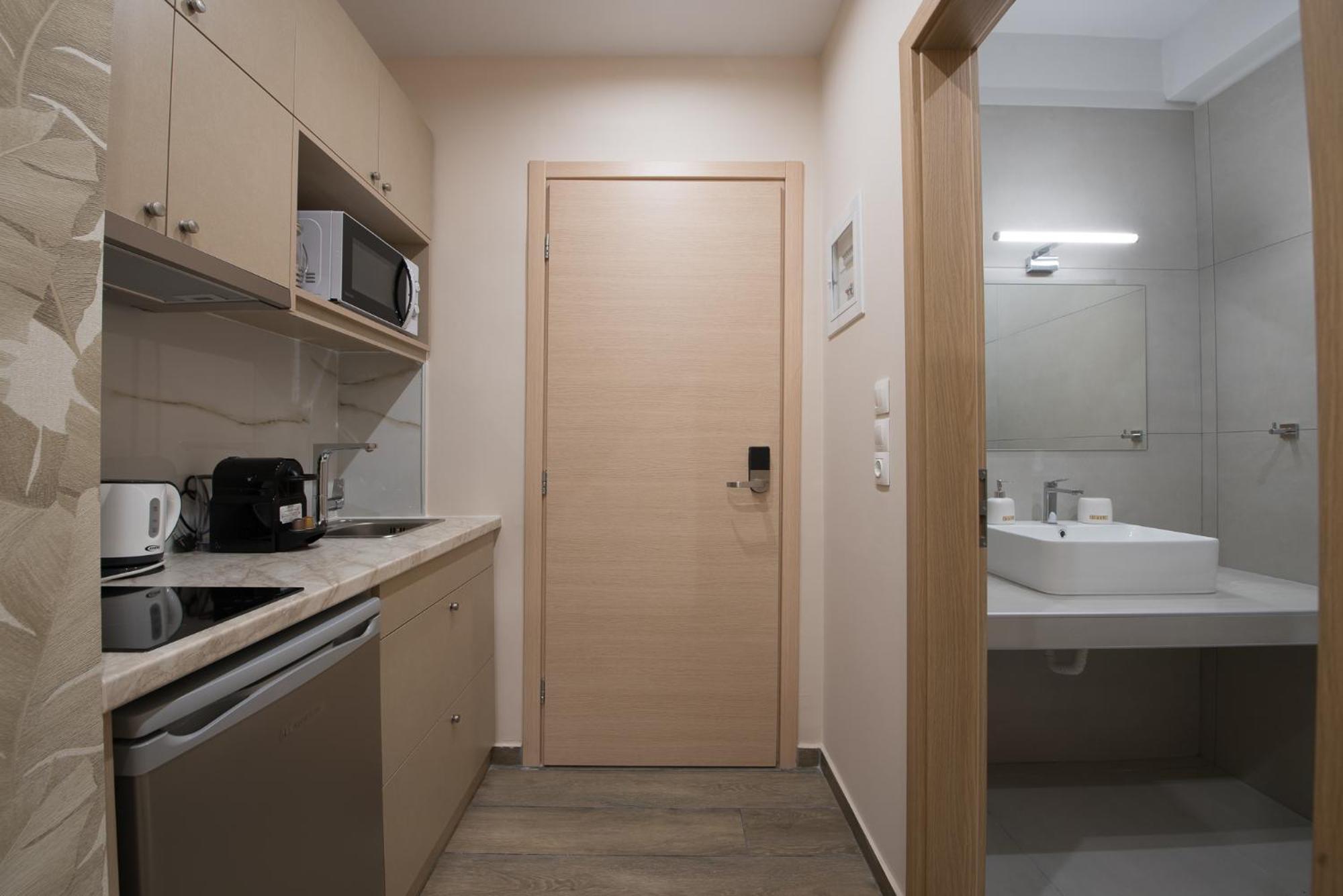 Rob Venture Suites At The Central Of Athens City Номер фото